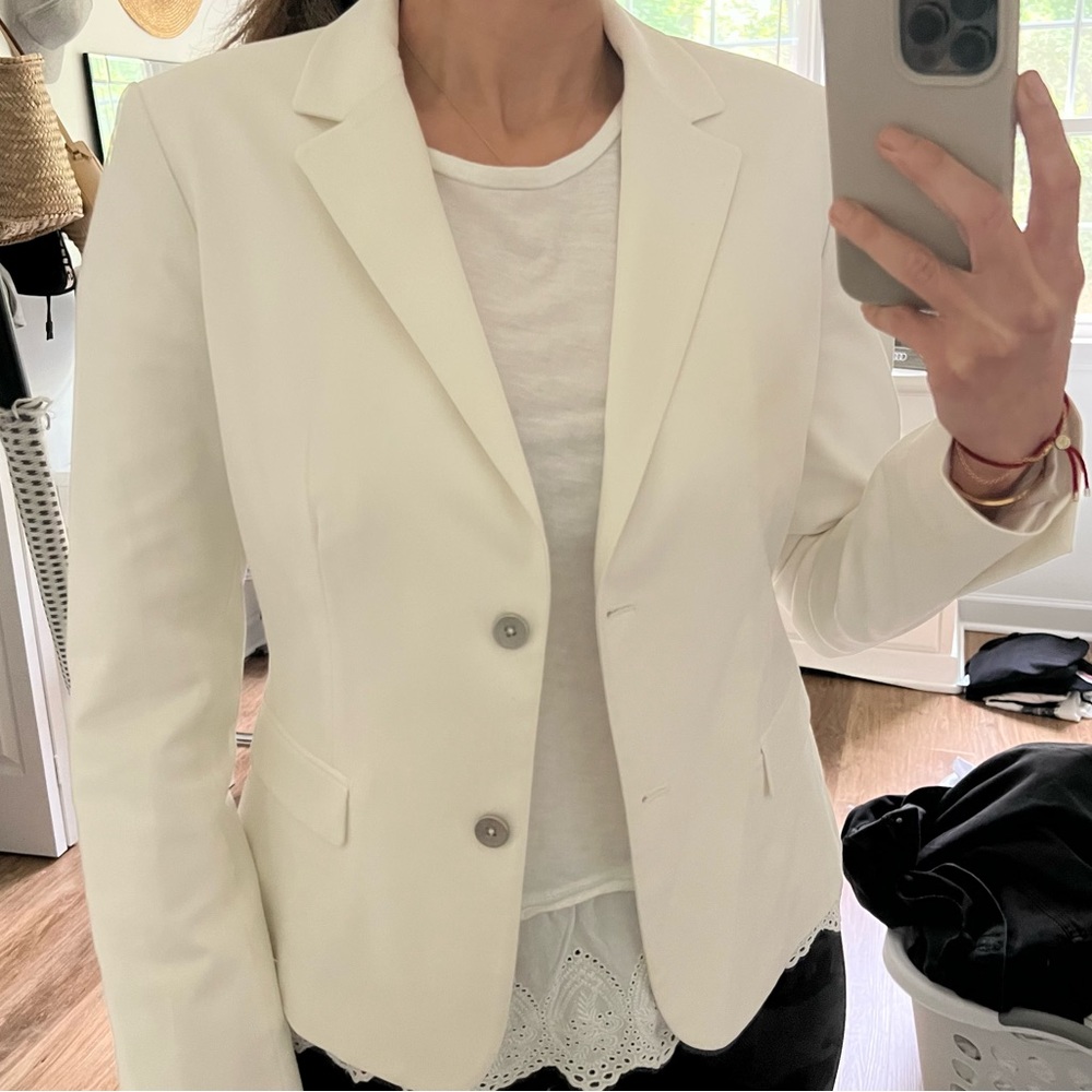 White blazer - Picture 9 of 10